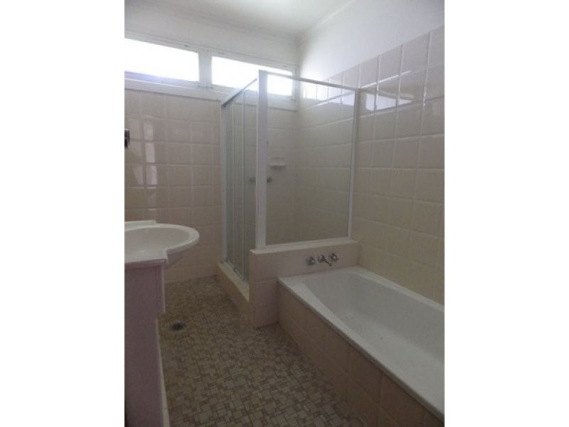 6 Lorna Rae Avenue, Moree NSW 2400