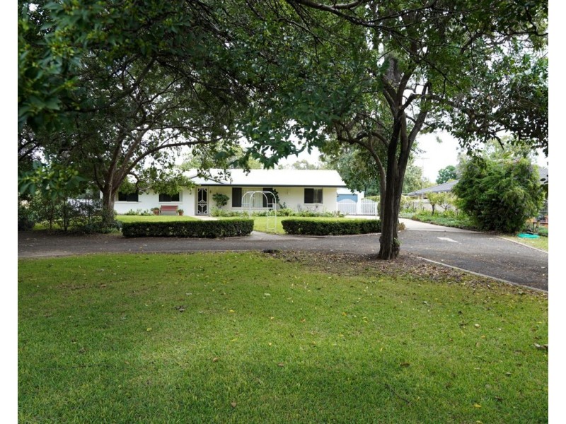 17 Courallie Street, Moree NSW 2400