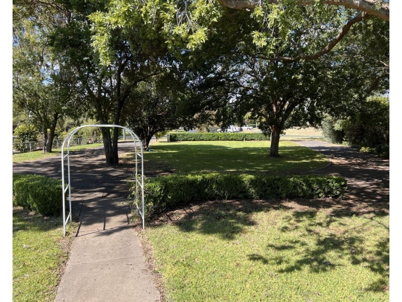 17 Courallie Street, Moree NSW 2400