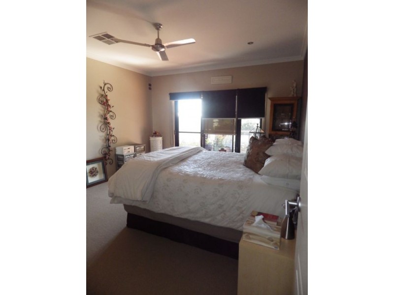 52 Kamilaroi Drive, Moree NSW 2400