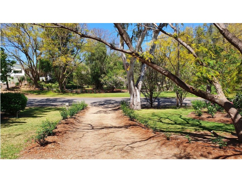 79 Albert Street, Moree NSW 2400