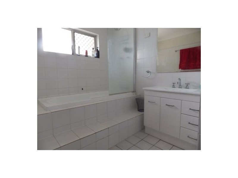 15 Logan Lane, Moree NSW 2400