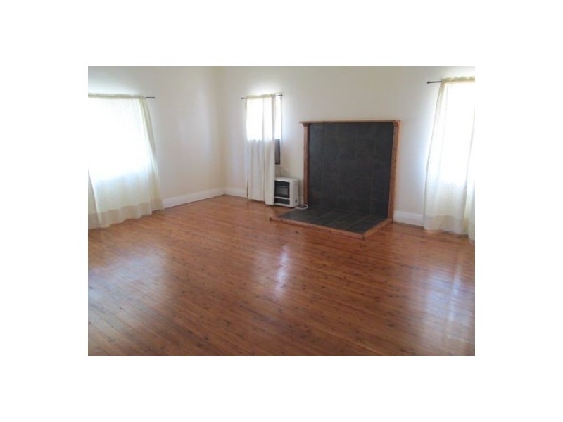 24 Midkin Street, Garah NSW 2405