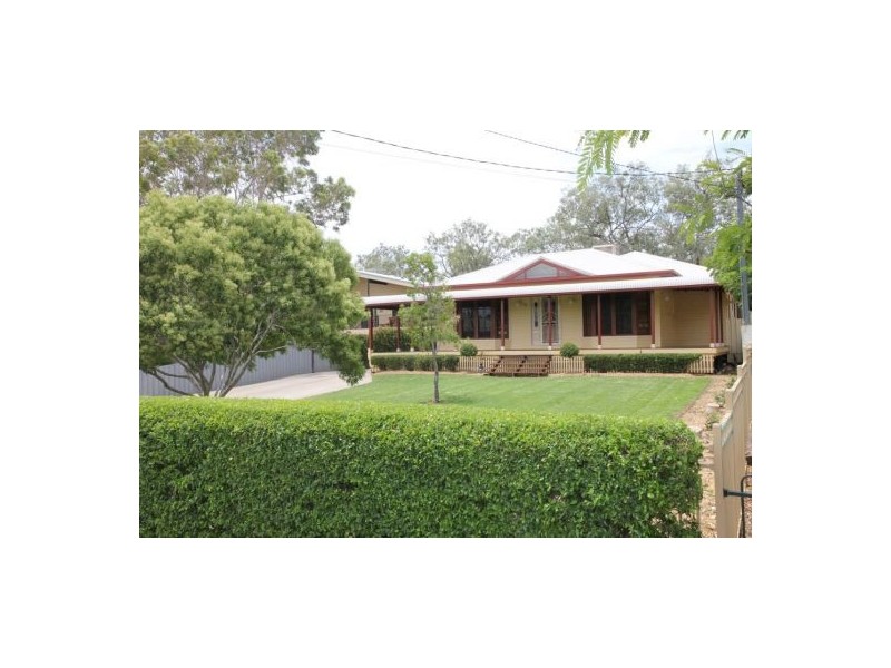 38 Kamilaroi Drive, Moree NSW 2400