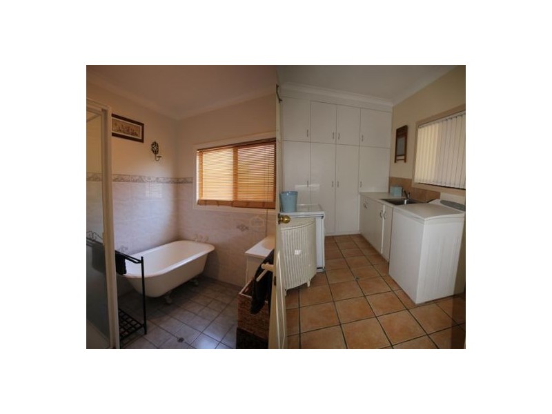 38 Kamilaroi Drive, Moree NSW 2400