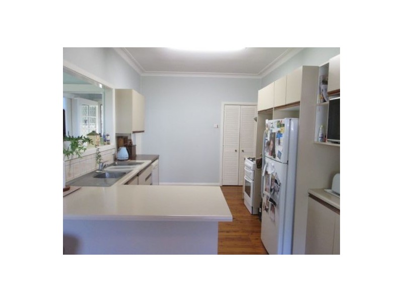 77 Albert Street, Moree NSW 2400