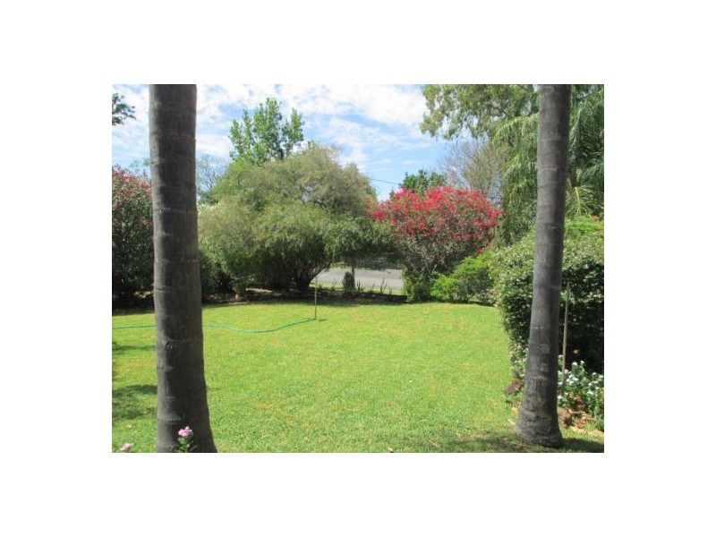 77 Albert Street, Moree NSW 2400