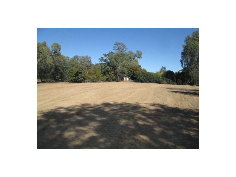 98-100 GREENBAH ROAD, Moree NSW 2400