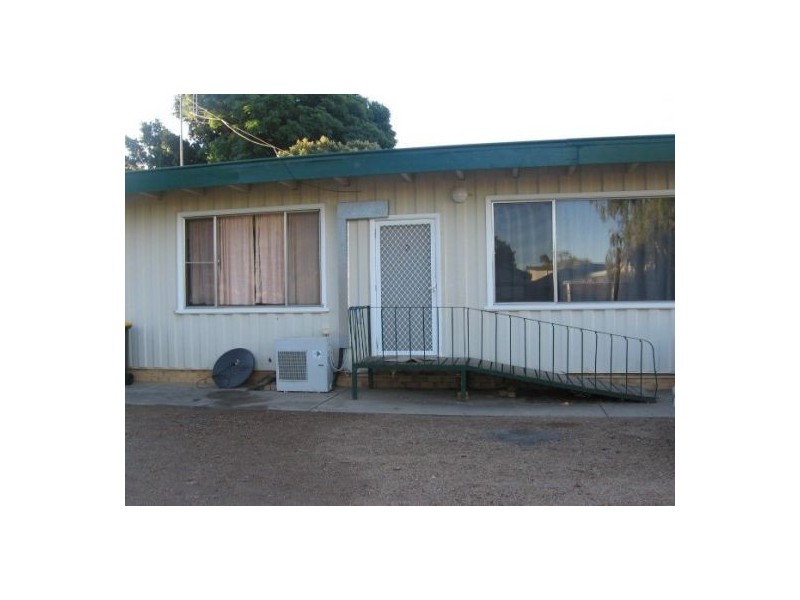2/35 chester street, Moree NSW 2400