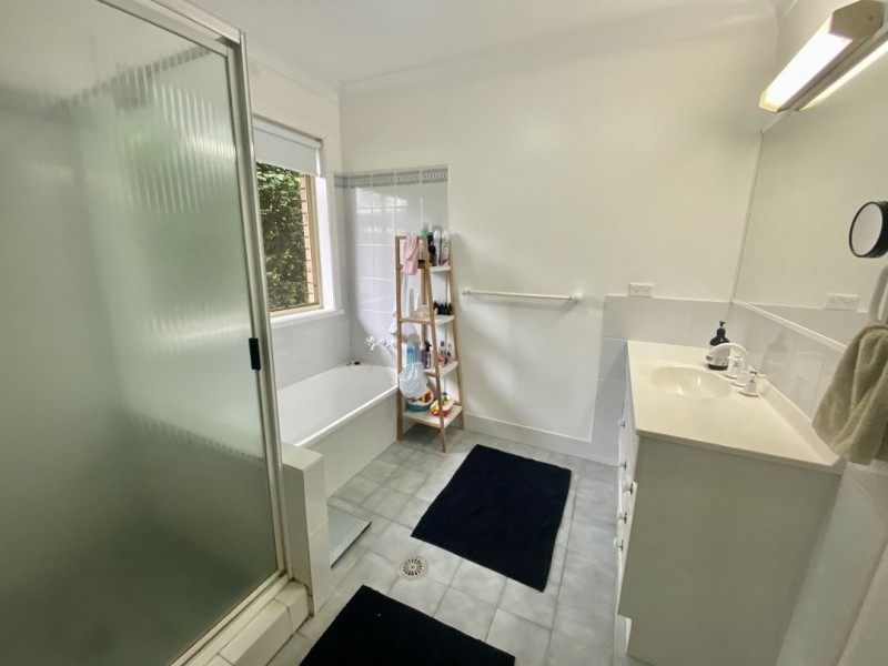 4 CALLAILLE AVENUE, Moree NSW 2400