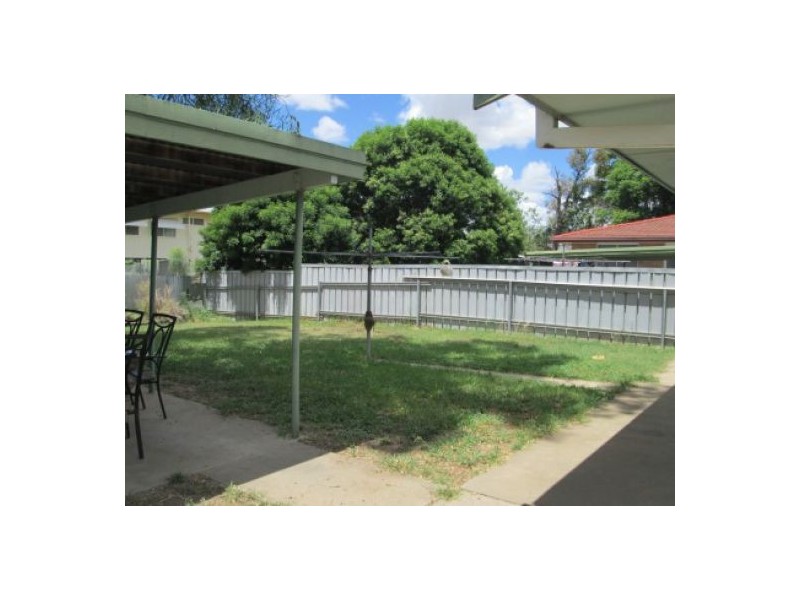 6 CONDOR CRESENT, Moree NSW 2400