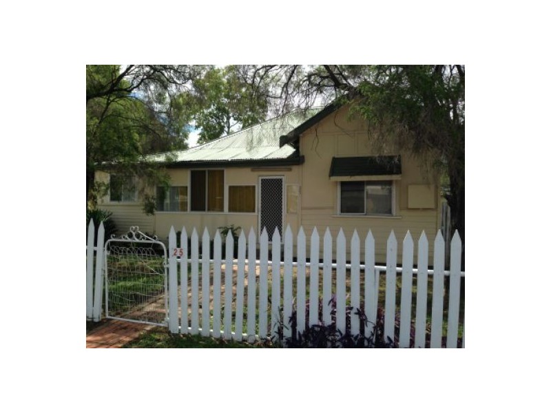 25 Gwydir Street, Moree NSW 2400