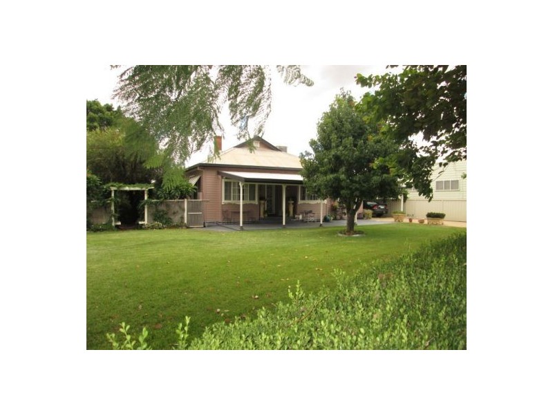 35 Greenbah Road, Moree NSW 2400