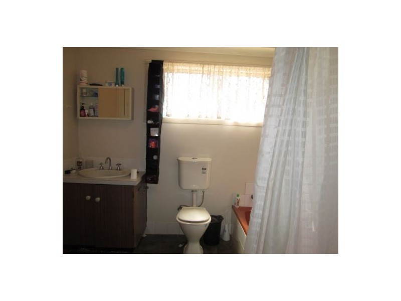 27 GWYDIR STREET, Moree NSW 2400