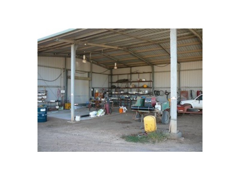 Yarramildi & Riverside, Mungindi NSW 2406