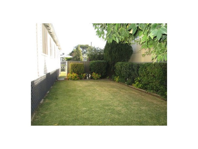 6 EDWARD STREET, Moree NSW 2400