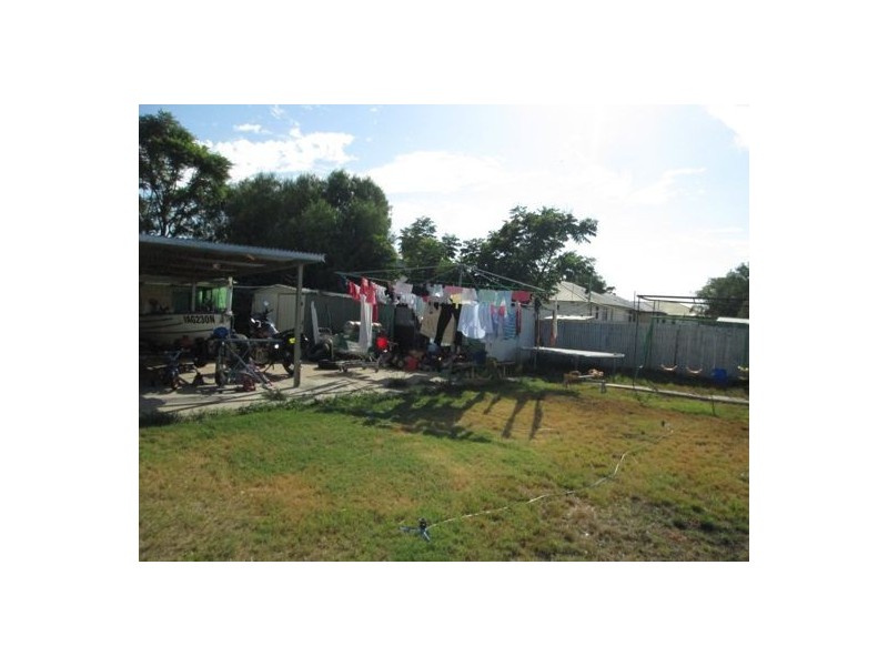 4 BARWON AVENUE, Moree NSW 2400