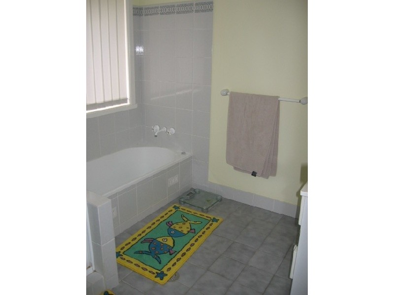 4 Callallie Avenue, Moree NSW 2400