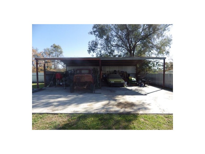 11 MUNGINDI ROAD, Moree NSW 2400