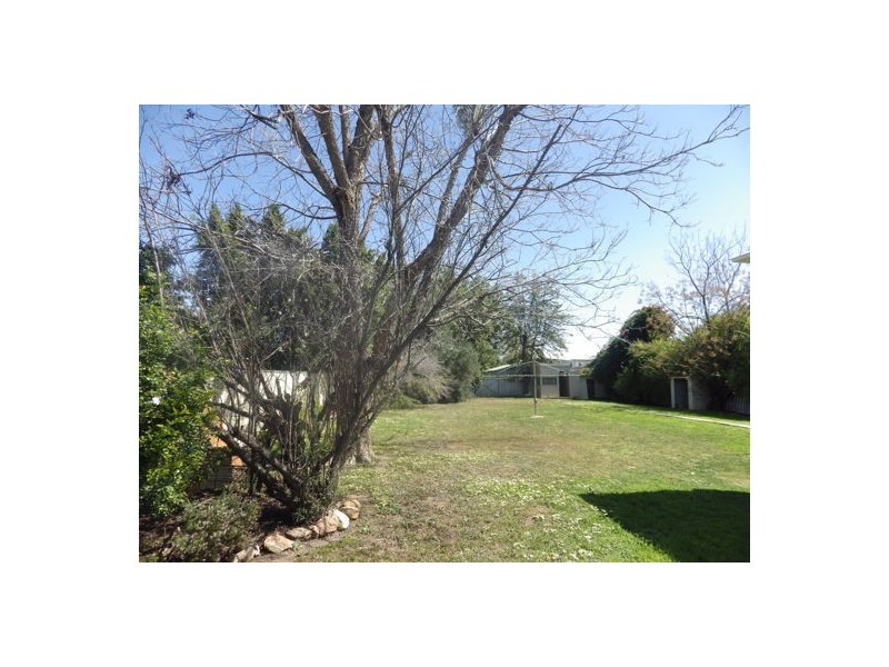 21 BELGRAVIA STREET, Moree NSW 2400