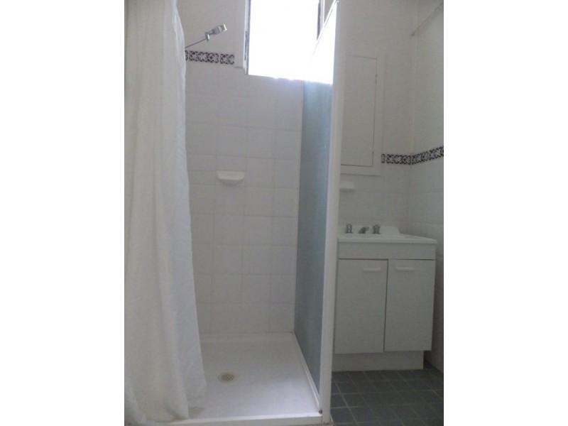 21 BELGRAVIA STREET, Moree NSW 2400