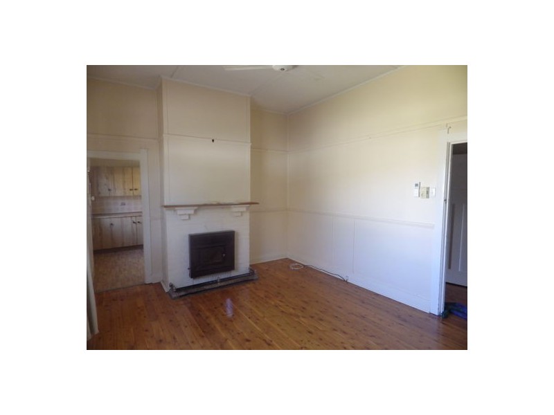 21 BELGRAVIA STREET, Moree NSW 2400