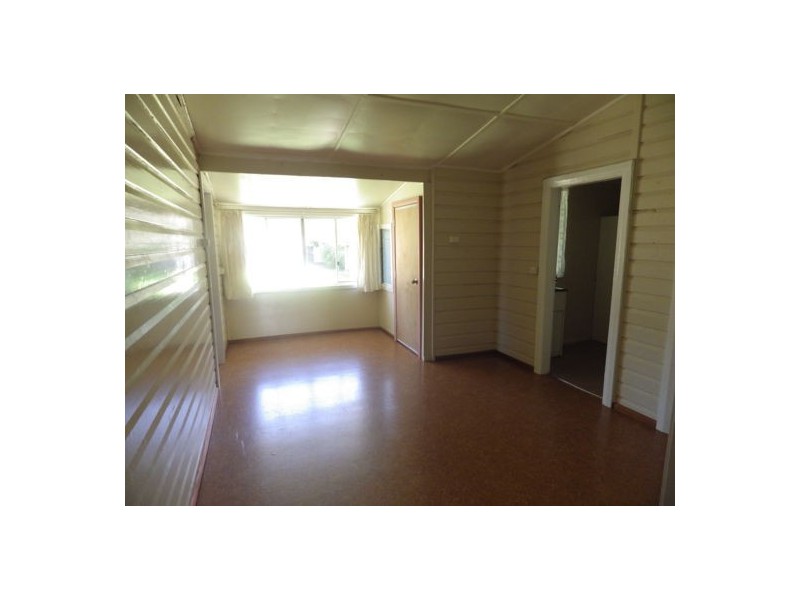 21 BELGRAVIA STREET, Moree NSW 2400