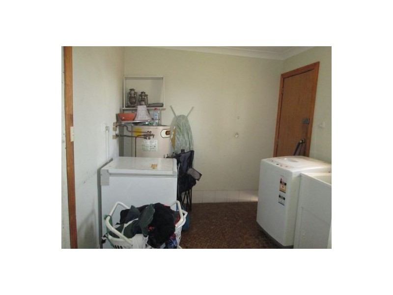 82-84 JONES AVENUE, Moree NSW 2400