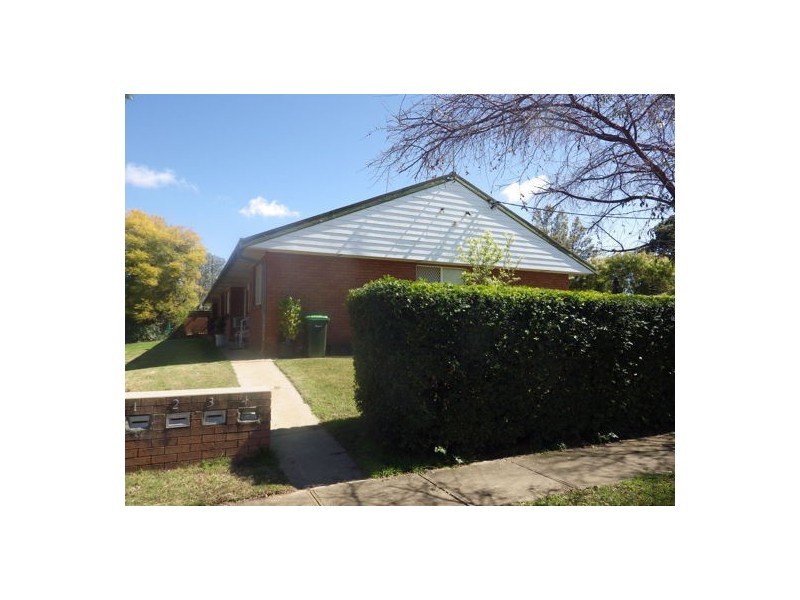 UNIT 3 & 4/ 75 BOSTON STREET, Moree NSW 2400