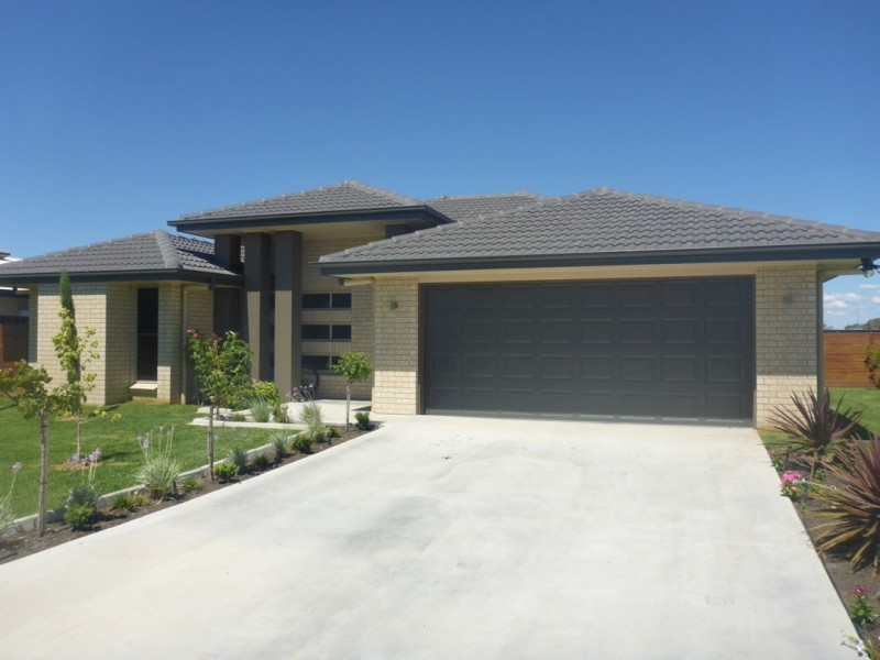 28 BOHENIA CRESCENT, Moree NSW 2400