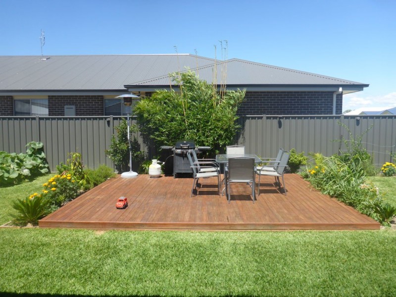 28 BOHENIA CRESCENT, Moree NSW 2400