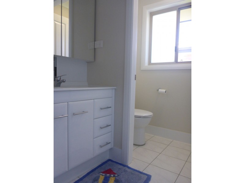 28 BOHENIA CRESCENT, Moree NSW 2400