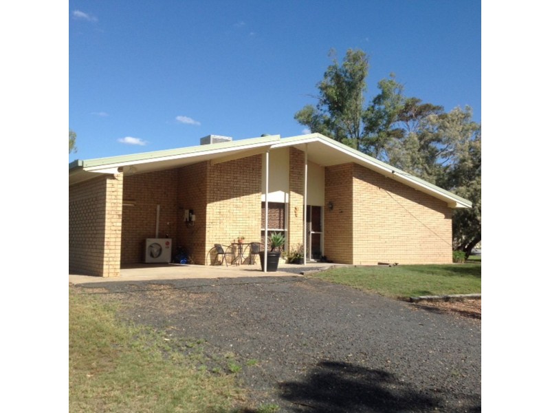 52 GLEN PARK ROAD, Moree NSW 2400