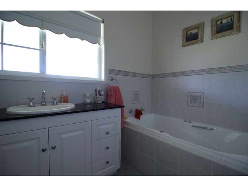 88 KOOROOGAMMA ROAD, Moree NSW 2400