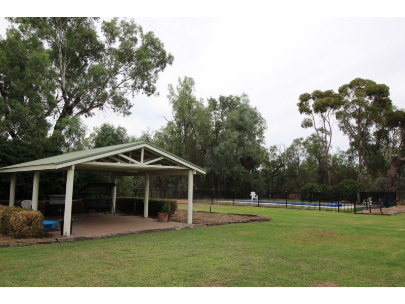 “Dundee” Bendygleet Road, Moree NSW 2400