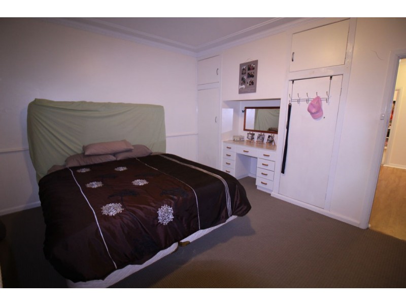 381 CHESTER STREET, Moree NSW 2400