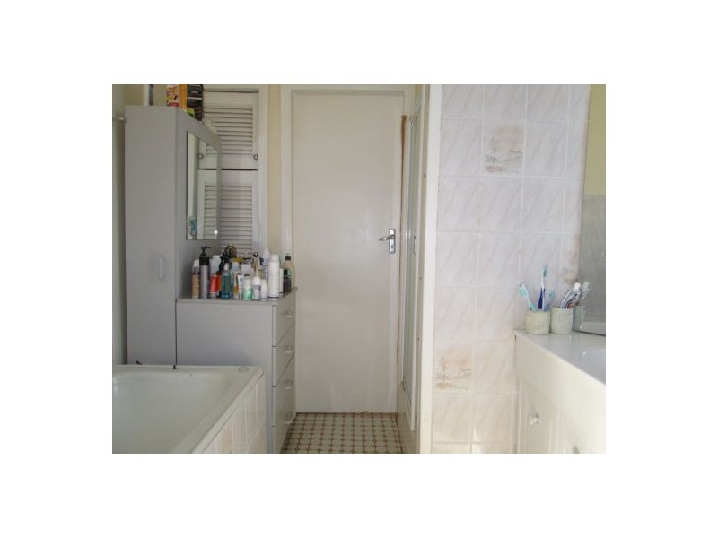 5 QUEEN ST, Moree NSW 2400