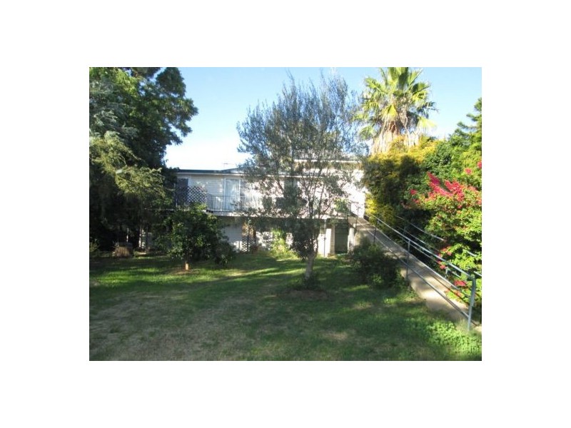5 QUEEN ST, Moree NSW 2400