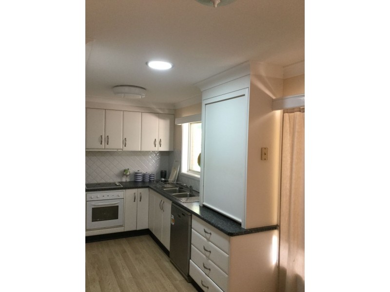 5 MERINDAH AVENUE, Moree NSW 2400