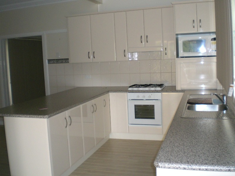 15 Iris Street, Moree NSW 2400