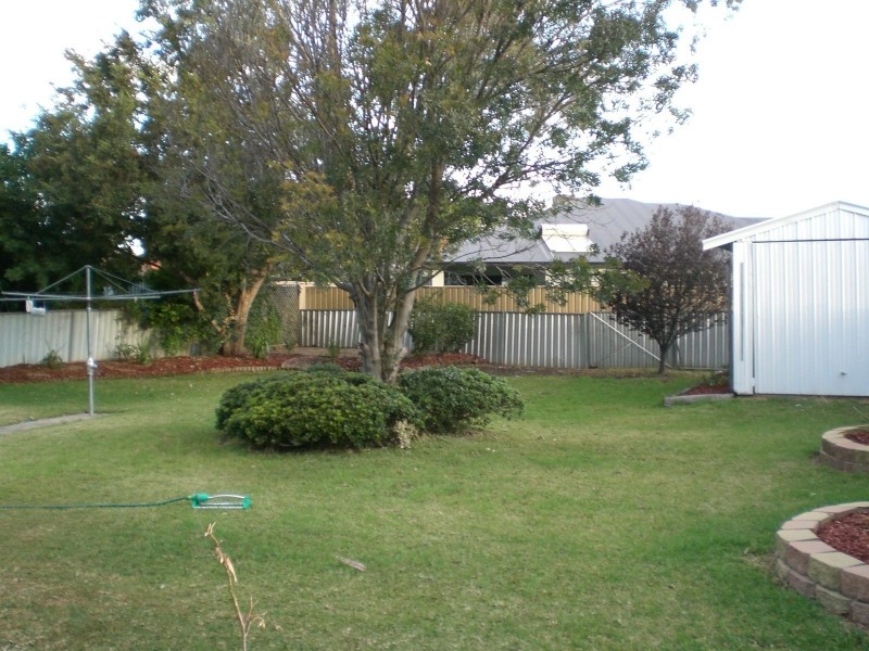 6 Helensvale Avenue, Moree NSW 2400