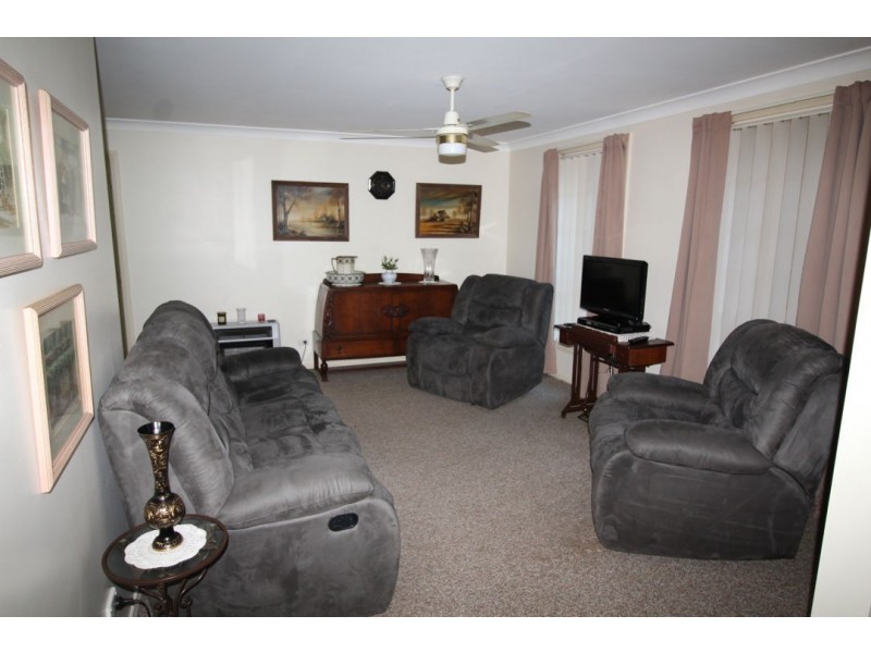 4 MARY MACKILLOP PLACE, Moree NSW 2400