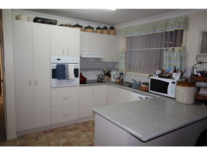 4 MARY MACKILLOP PLACE, Moree NSW 2400