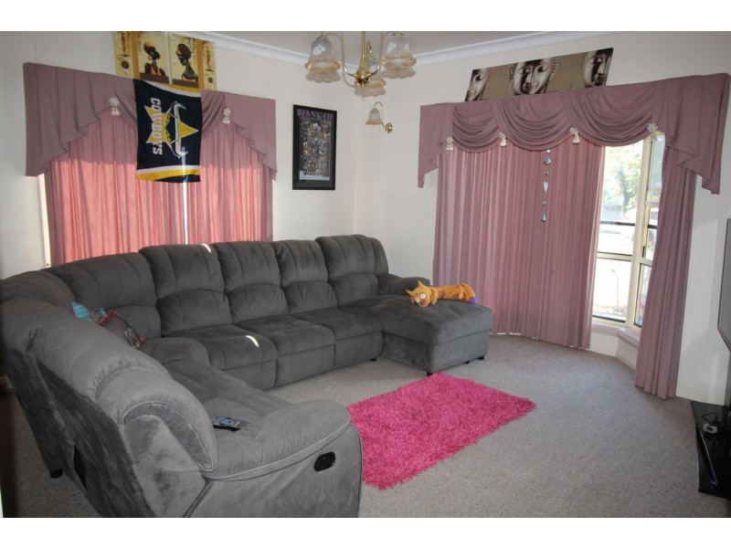 389 WARIALDA STREET, Moree NSW 2400