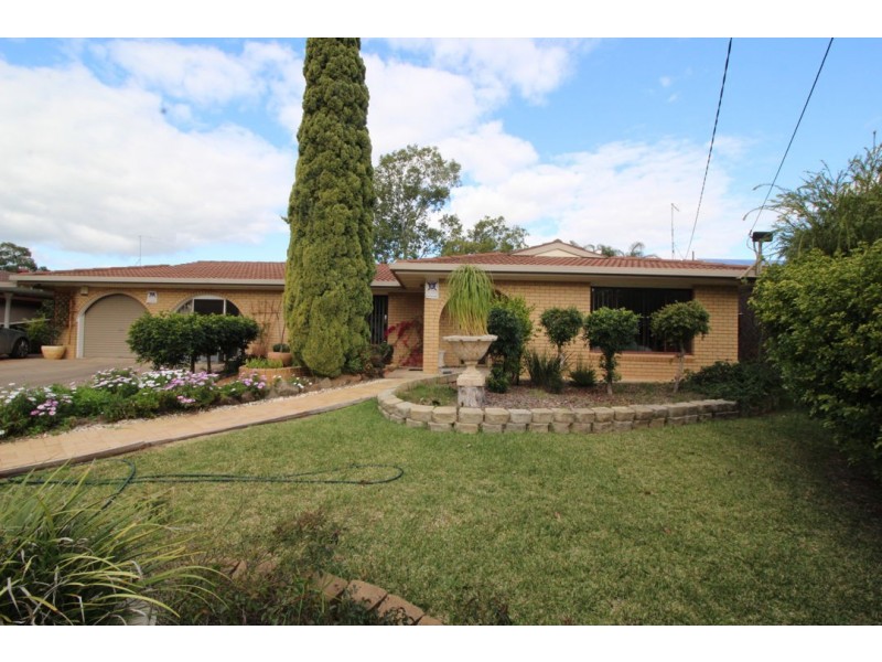 9 KARINGAL PLACE, Moree NSW 2400