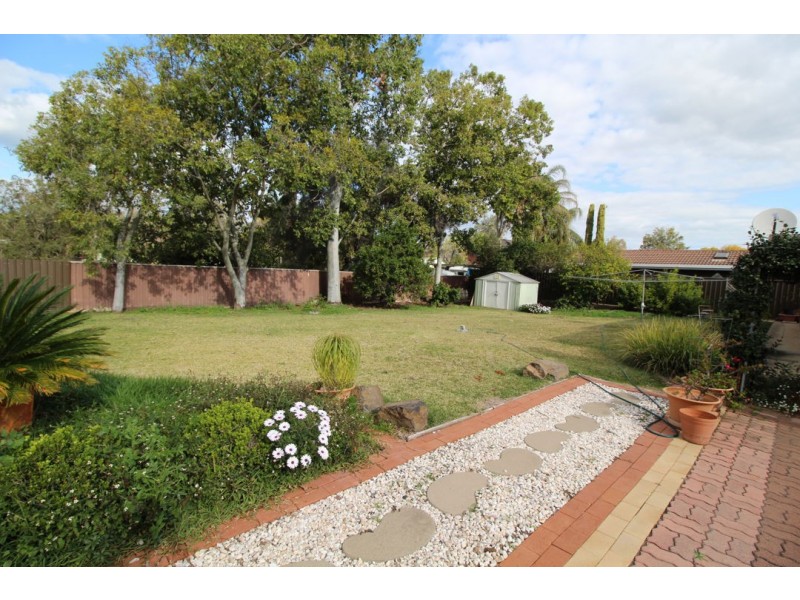 9 KARINGAL PLACE, Moree NSW 2400