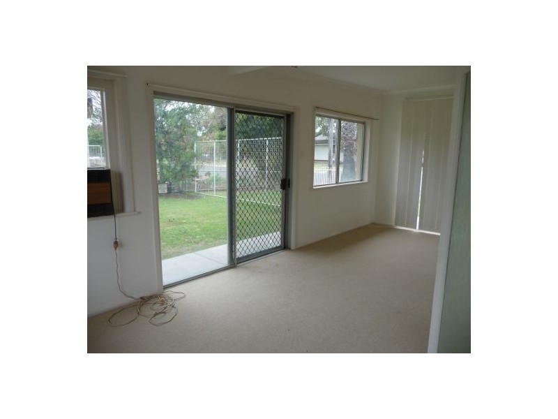 8 Delander Crescent, Moree NSW 2400