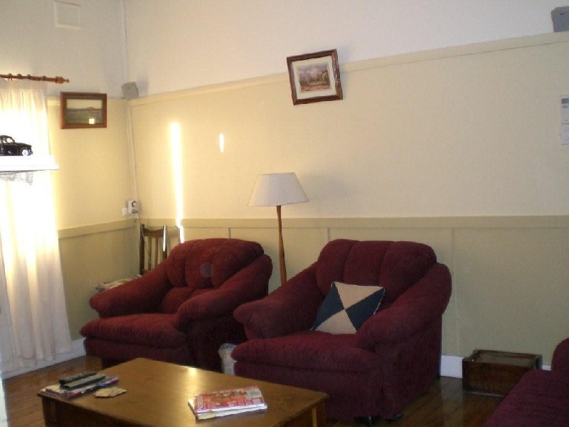 33 Oak Street, Moree NSW 2400