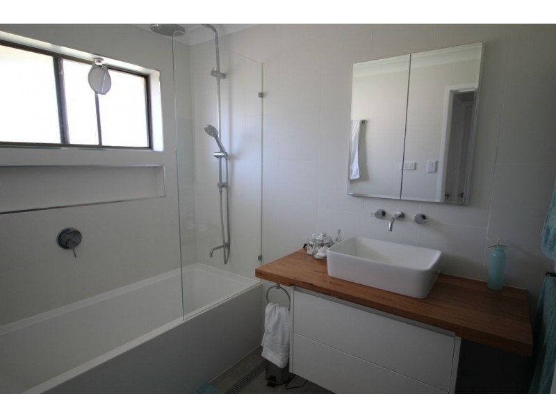 32 Boland Drive, Moree NSW 2400
