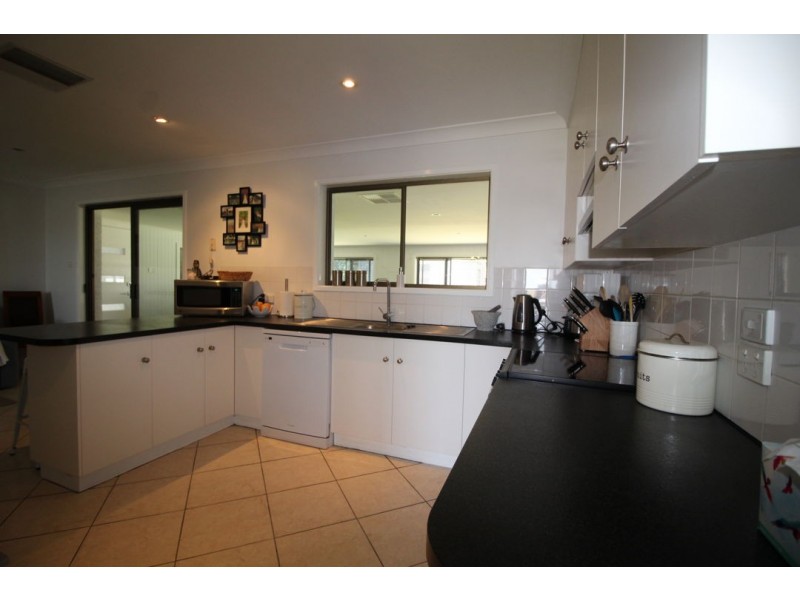 32 Boland Drive, Moree NSW 2400